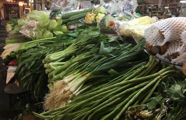 ตลาดท่าดินแดง ตลาดสด ท่าดินแดง ร้านผักสด
