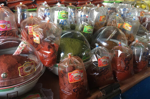 ร้านพริกแกง