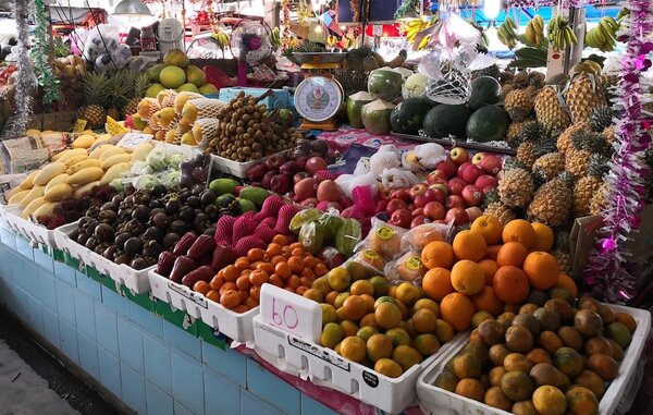 ตลาดร่มโพธิ์ ตลาดเช้า พัทยา ผลไม้